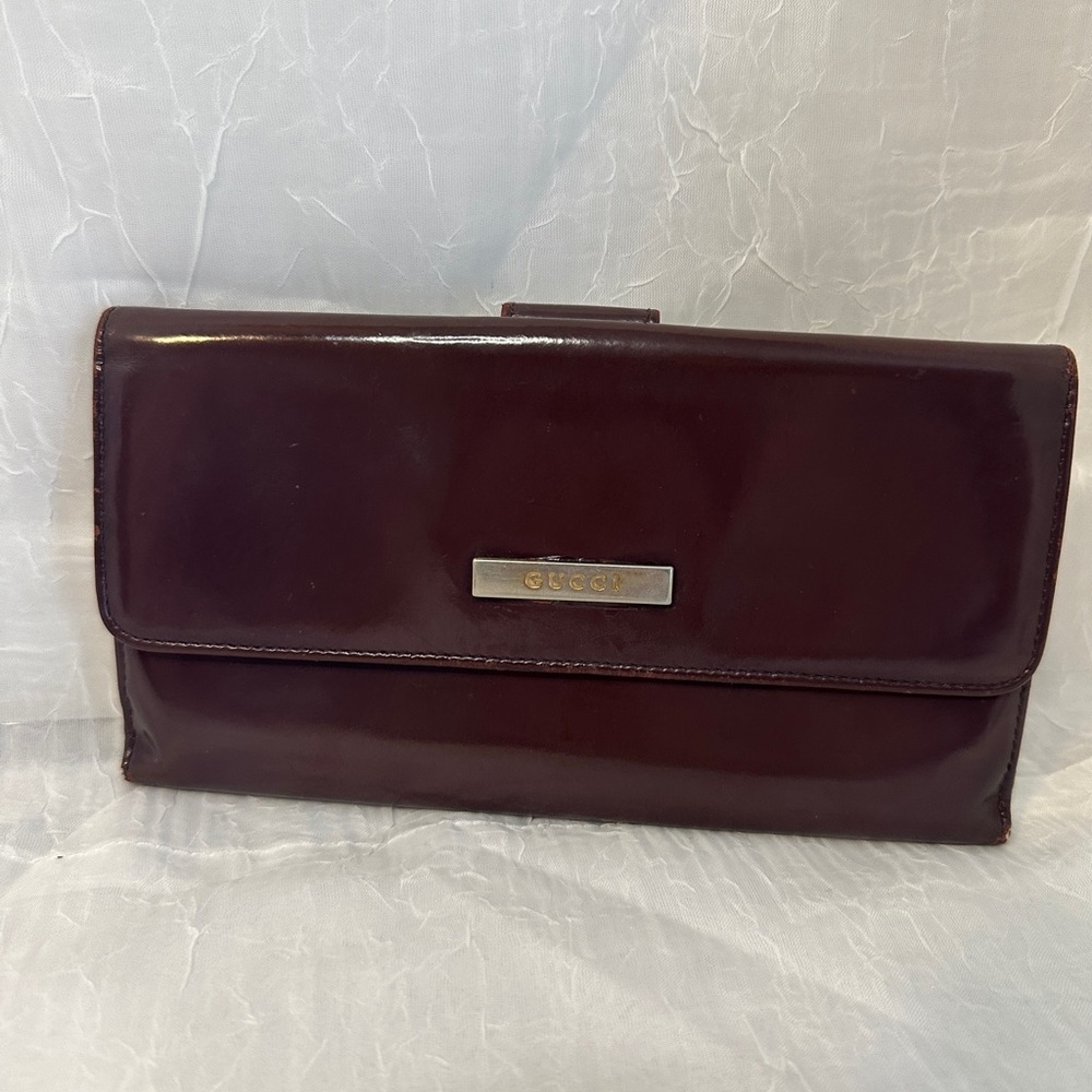 Gucci Vintage Burgundy Leather wallet